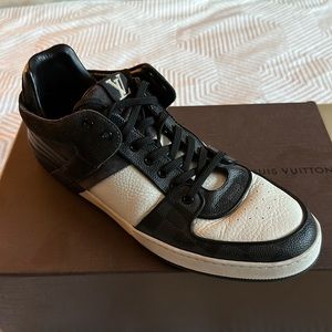 Louis Vuitton Damier Leather/Suede Sneaker